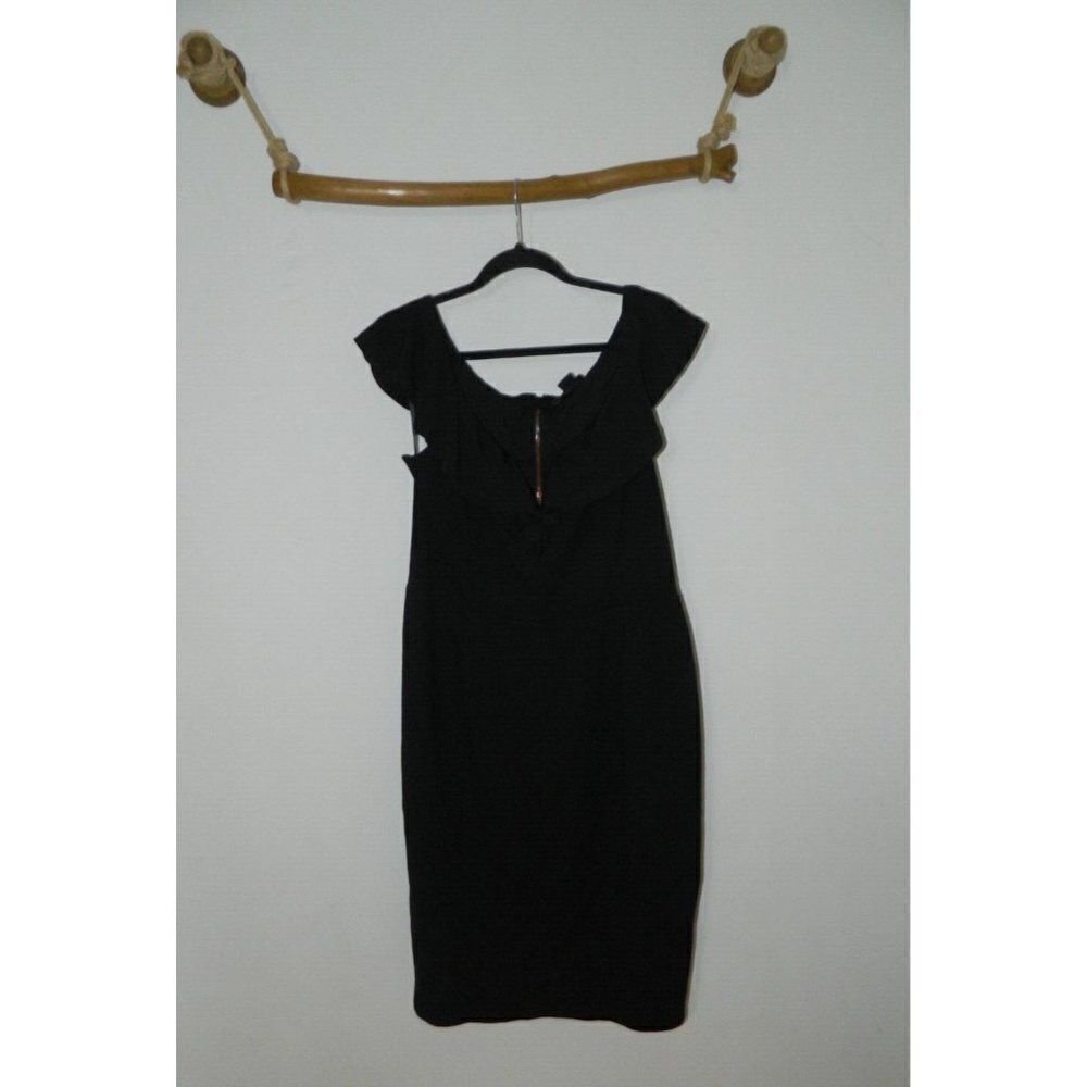 City Chic Dress Black Plus Size‎ Off-The-Shoulder Wired V Neckline Size XS/14